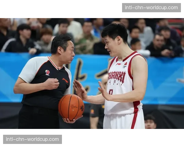 现代篮球模糊化趋势下，CBA“区域盯人”混用体系的价值与风险平衡